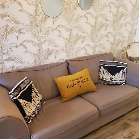 Le Rive-gauche équipé, 2 Proche Gare&centre - Wifi-netflix Gratuits Appartement Châlons-en-Champagne